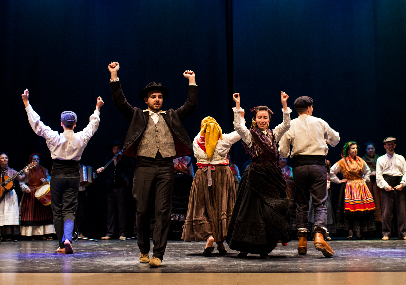 Thumbnail da galeria 25 Anos do Grupo Folclórico 